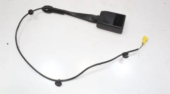 Mercedes-Benz GLA W156 Front seatbelt buckle