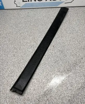 BMW 5 E34 Other rear door trim element 19288511