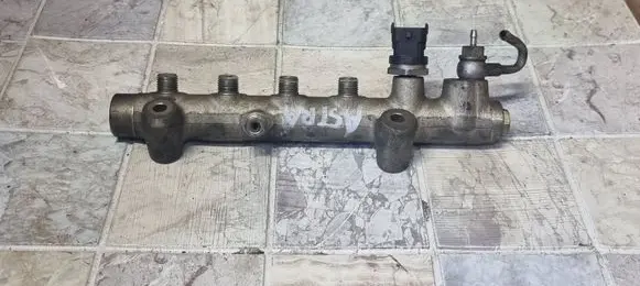 Opel Astra H Fuel main line pipe 0445214094 005339