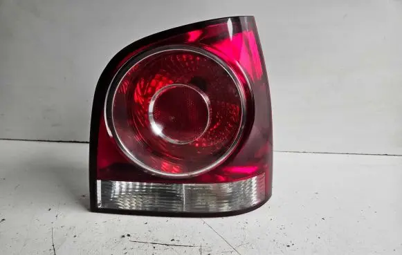 Volkswagen Polo IV 9N3 Rear/tail lights 965348