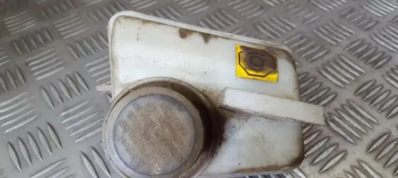 Fiat Doblo Brake fluid reservoir A965