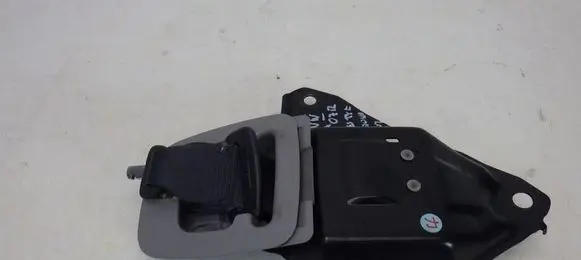 Toyota RAV 4 (XA30) Middle seatbelt (rear) 7E6360