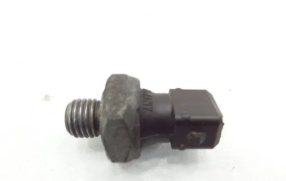 Mini One - Cooper Coupe R56 Oil pressure sensor