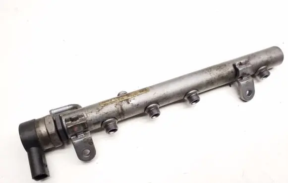 Mercedes-Benz ML W164 Fuel main line pipe A6420700495