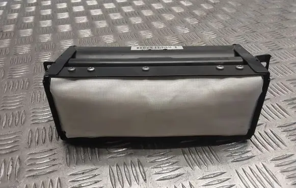 Volkswagen PASSAT B5 Passenger airbag 3B0880204A