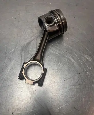 Volkswagen Golf VI Piston with connecting rod 03LA