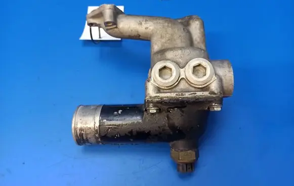 Rolls-Royce Silver Spirit Thermostat/thermostat housing UE70147