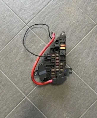BMW 5 E60 E61 Fuse box set 6906588 6906603