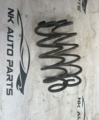 Toyota Auris E180 Rear coil spring