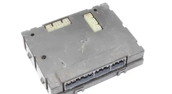 Land Rover Freelander Central body control module YWC500210