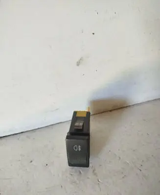 Fog light switch