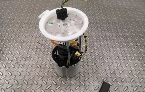 Volvo XC40 In-tank fuel pump 018026666676700 32003667