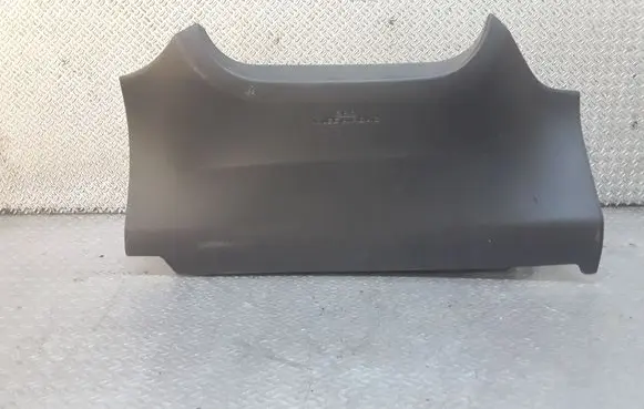 Toyota Auris 150 Knee airbag 