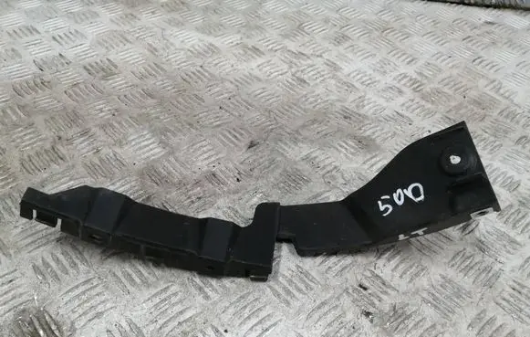 Rear bumper mounting bracket