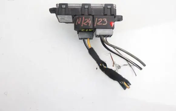 Ford Galaxy Heater blower motor/fan resistor 6G9T19E624DB