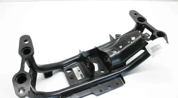 Land Rover Defender Gearbox mounting bracket L8B25060AB