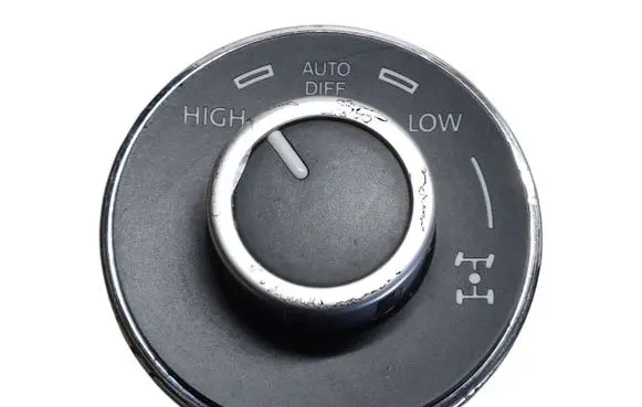 Volkswagen Touareg I Differential lock switch 7L6941435N 32210101