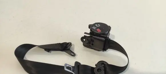 Volkswagen Fox Rear seatbelt