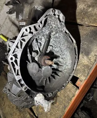 Renault Espace IV Manual 6 speed gearbox 7741722976 8200013681