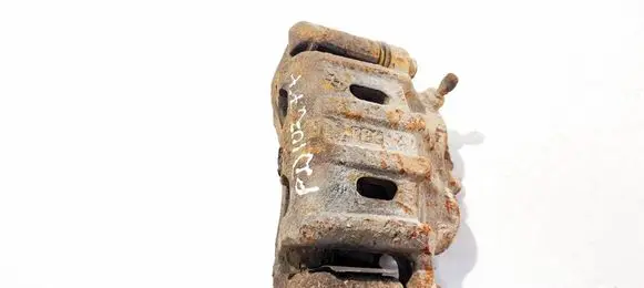 Mitsubishi Outlander Front brake caliper
