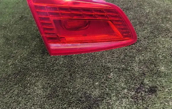 Volkswagen PASSAT B7 Rear/tail lights 179835