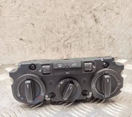 Volkswagen Tiguan Interior fan control switch 5M2820045A