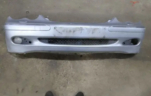 Mercedes-Benz C W203 Front bumper