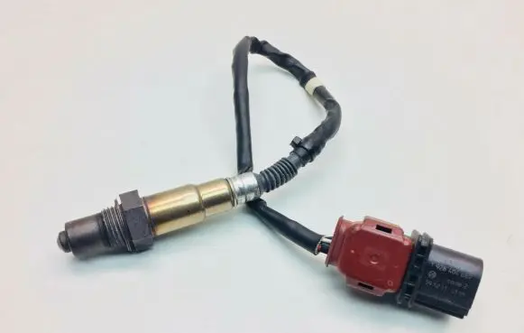 Volkswagen Touareg II Lambda probe sensor 03H906262E