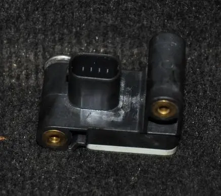 BMW 1 E81 E87 Airbag deployment crash/impact sensor 6911003