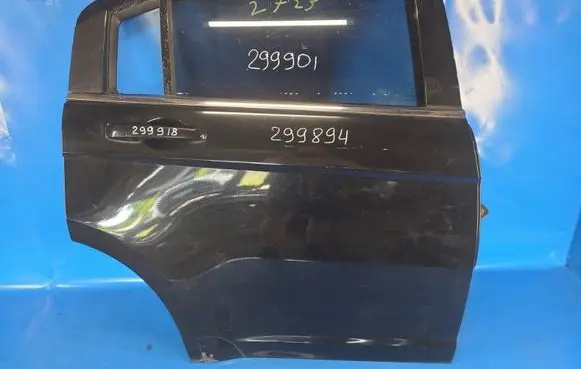 Chrysler 200 Front door 5074524AE
