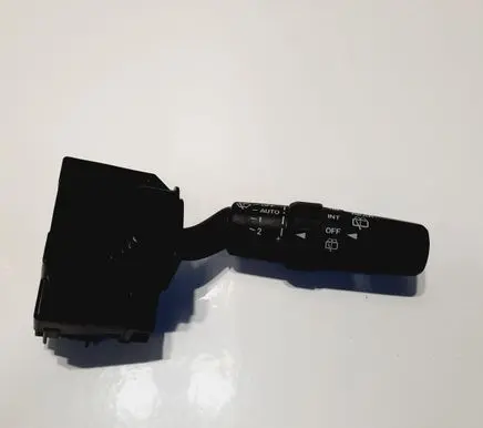 Mazda 5 Tailgate/trunk/boot open switch DF71661CR2