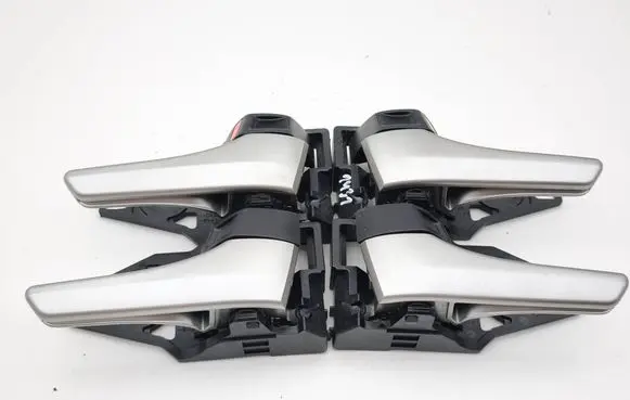 Toyota Prius (XW30) Front door interior handle