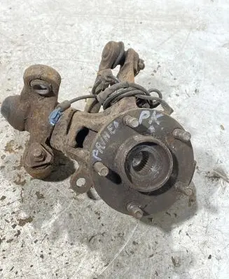 Nissan Primera Front wheel hub spindle knuckle