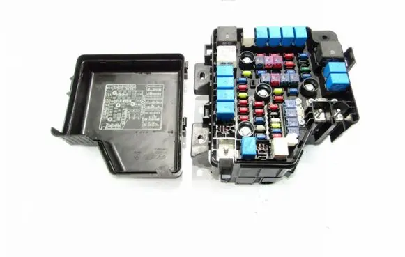 Hyundai Santa Fe Fuse module