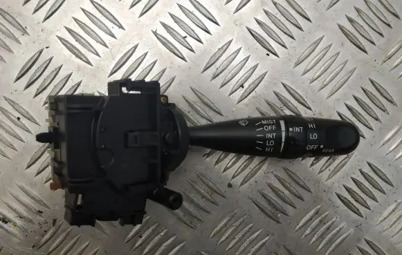 Toyota RAV 4 (XA20) Wiper speed switch 173647