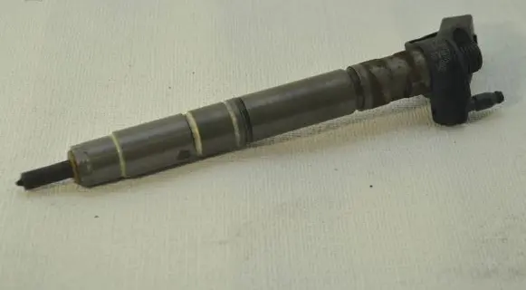 Audi A6 S6 C7 4G Fuel injector 059130277CD 0445117022
