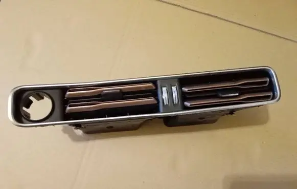 Mercedes-Benz EQC Rear air vent grill A2938300900 XPP4790920