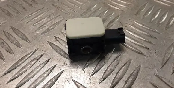 Mercedes-Benz R W251 Airbag deployment crash/impact sensor 0038202826