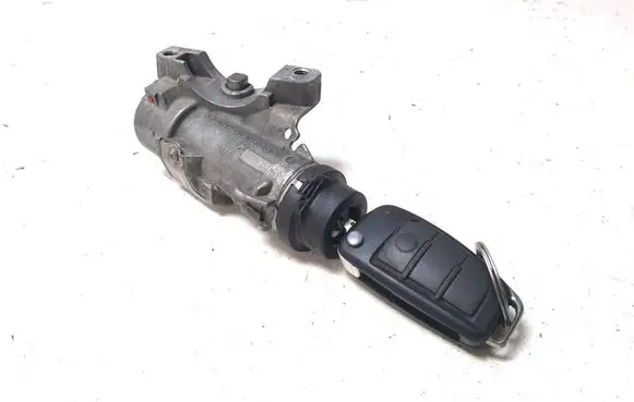 Audi A4 S4 B7 8E 8H Ignition lock 4B0905851