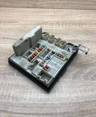 Renault Kangoo I Fuse module 519220222 7698895243