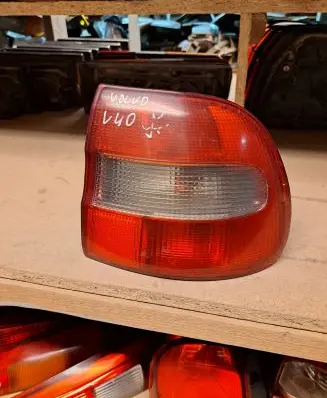 Volvo S40, V40 Rear/tail lights 308019 30801925 29170202