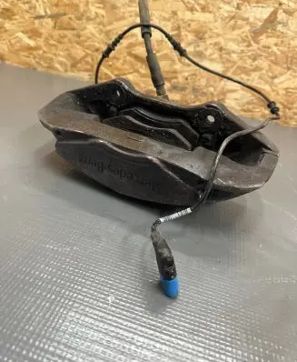 Mercedes-Benz E W238 Front brake caliper