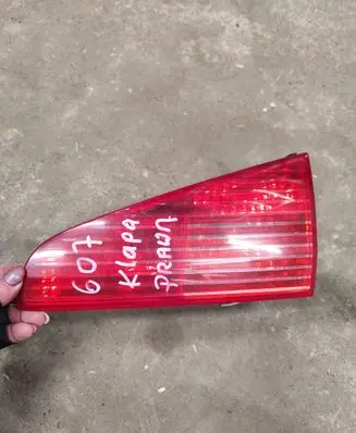 Peugeot 607 Rear/tail lights