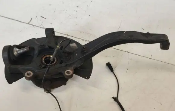 Jeep Grand Cherokee Front wheel hub spindle knuckle 64AARH017 RH017