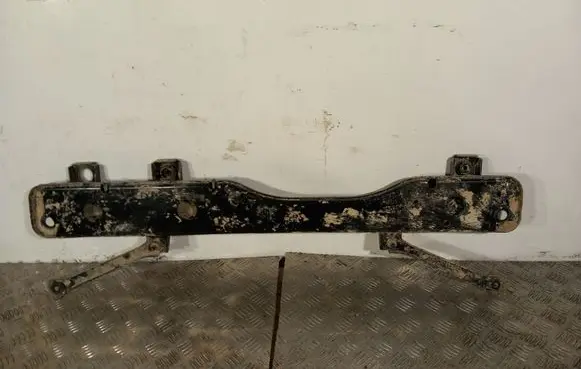 Nissan Qashqai Bottom radiator support slam panel 