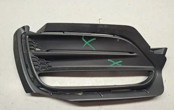 Volvo S60 Front fog light trim/grill 31383154