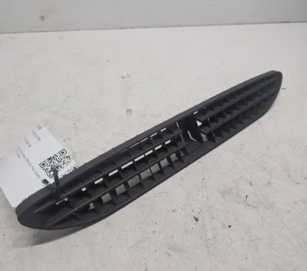 Audi A6 S6 C5 4B Dash center air vent grill 4B0819635