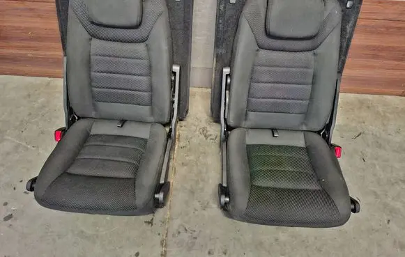 Ford S-MAX Third row seats 
