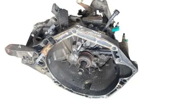 Nissan Qashqai Manual 6 speed gearbox TL4126 320101889R