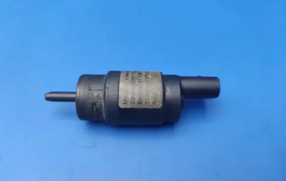 Mercedes-Benz C W203 Windscreen/windshield washer pump S203